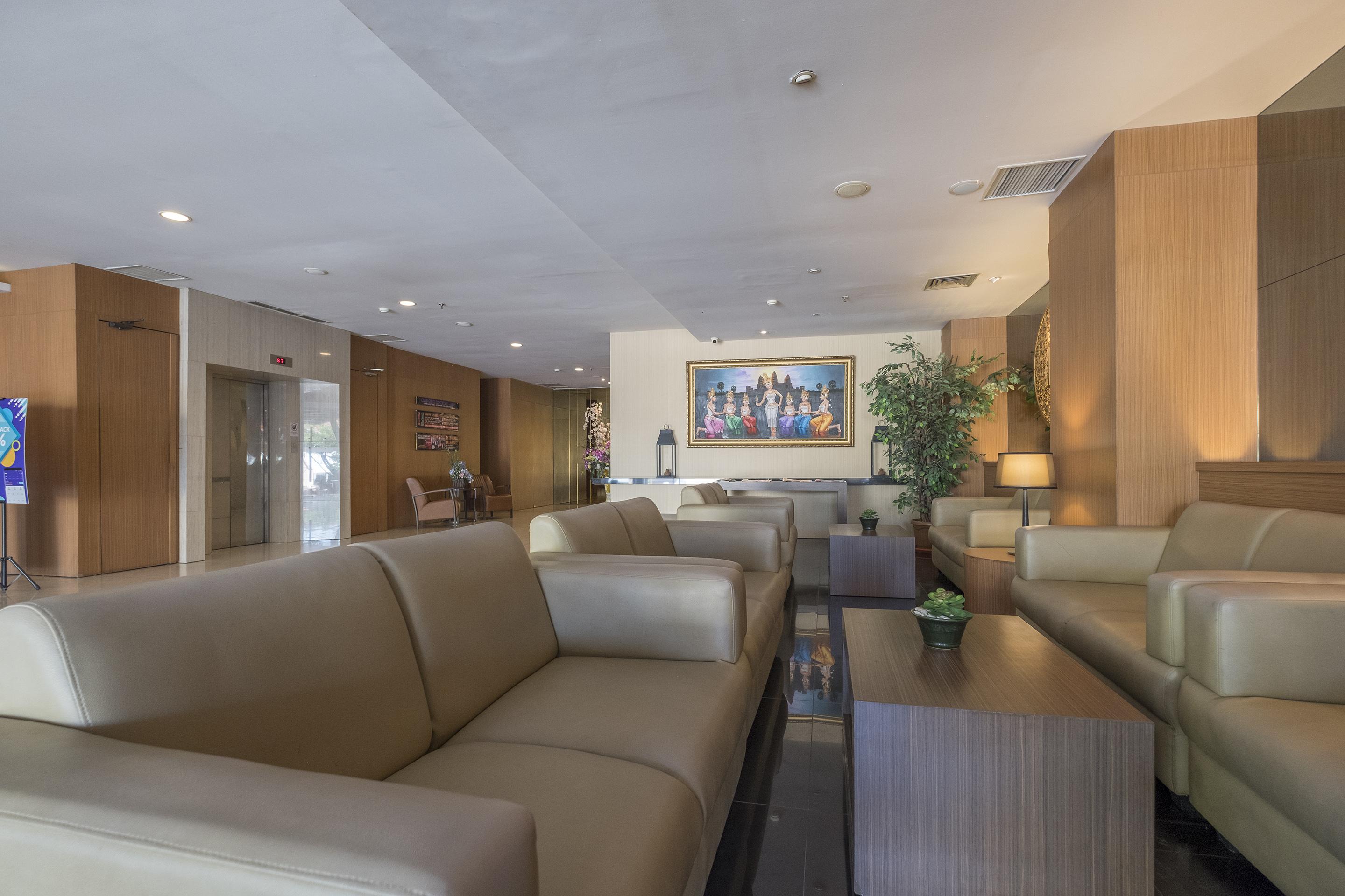 Aswin Hotel And Spa Makassar Exteriör bild